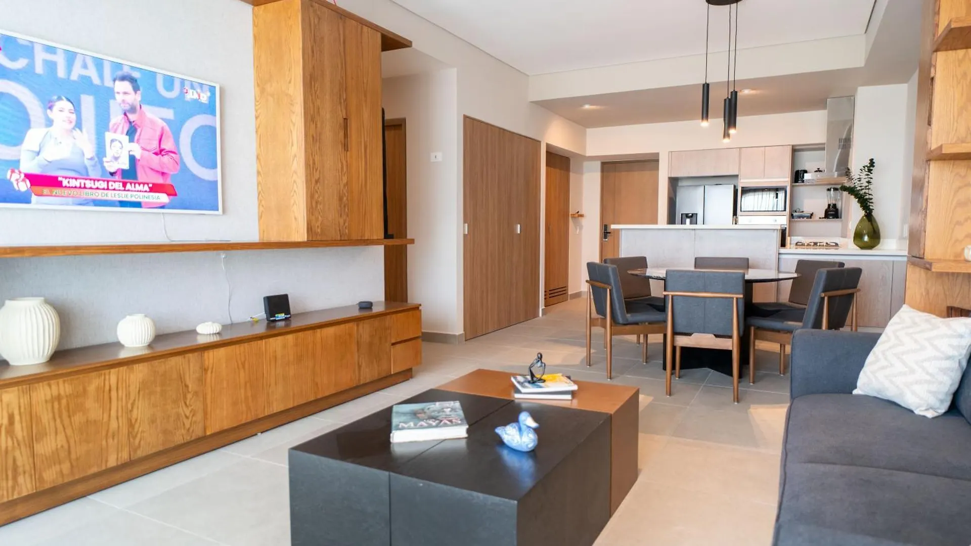 Holiday home 12173 Brand New Lux Signature Condo Us Consulate Merida