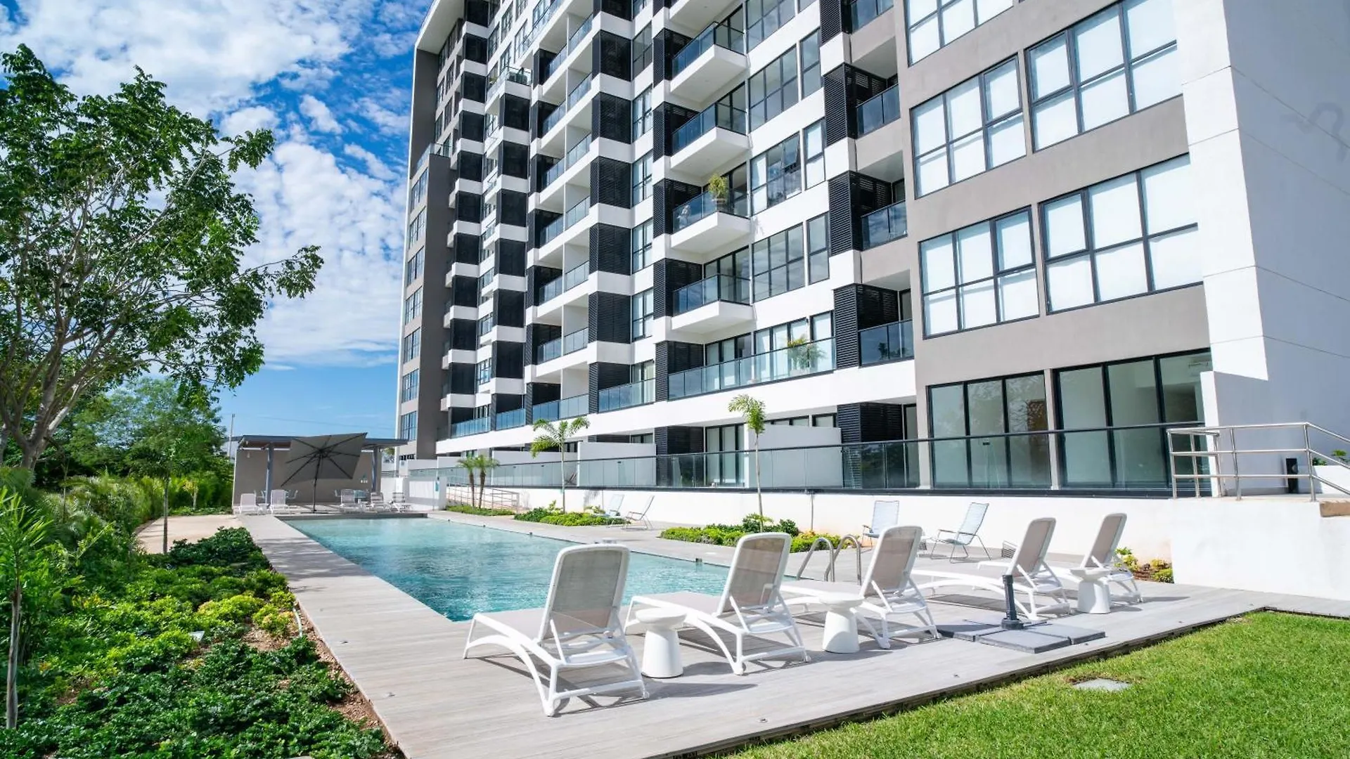 12173 Brand New Lux Signature Condo Us Consulate Mérida